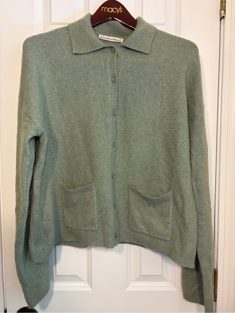 Abercrombie & Fitch Women’s Sage Green Collared Button Cardigan Sweater Small